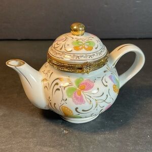 Vtg Formalities by Baum Bros small teapot floral gold trim hinged lid T77